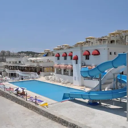 Flamingo Country Club Houses * Milas